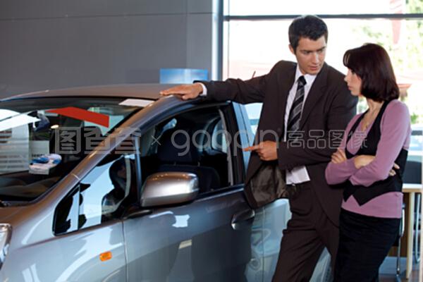 駕馭未來 全方位解讀汽車特點，助力您的明智之選